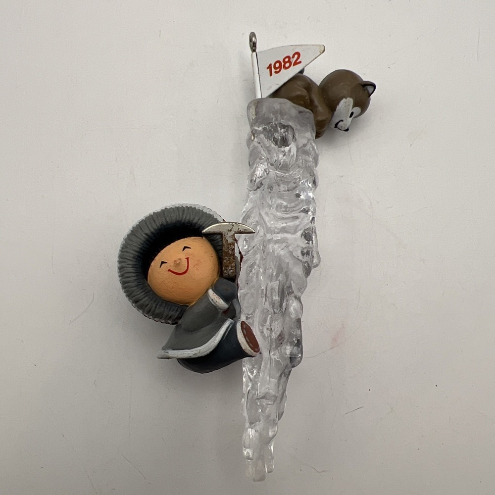 Hallmark 1982 Frosty Friends #3 Icicle Vintage Christmas Ornament 3rd Eskimo